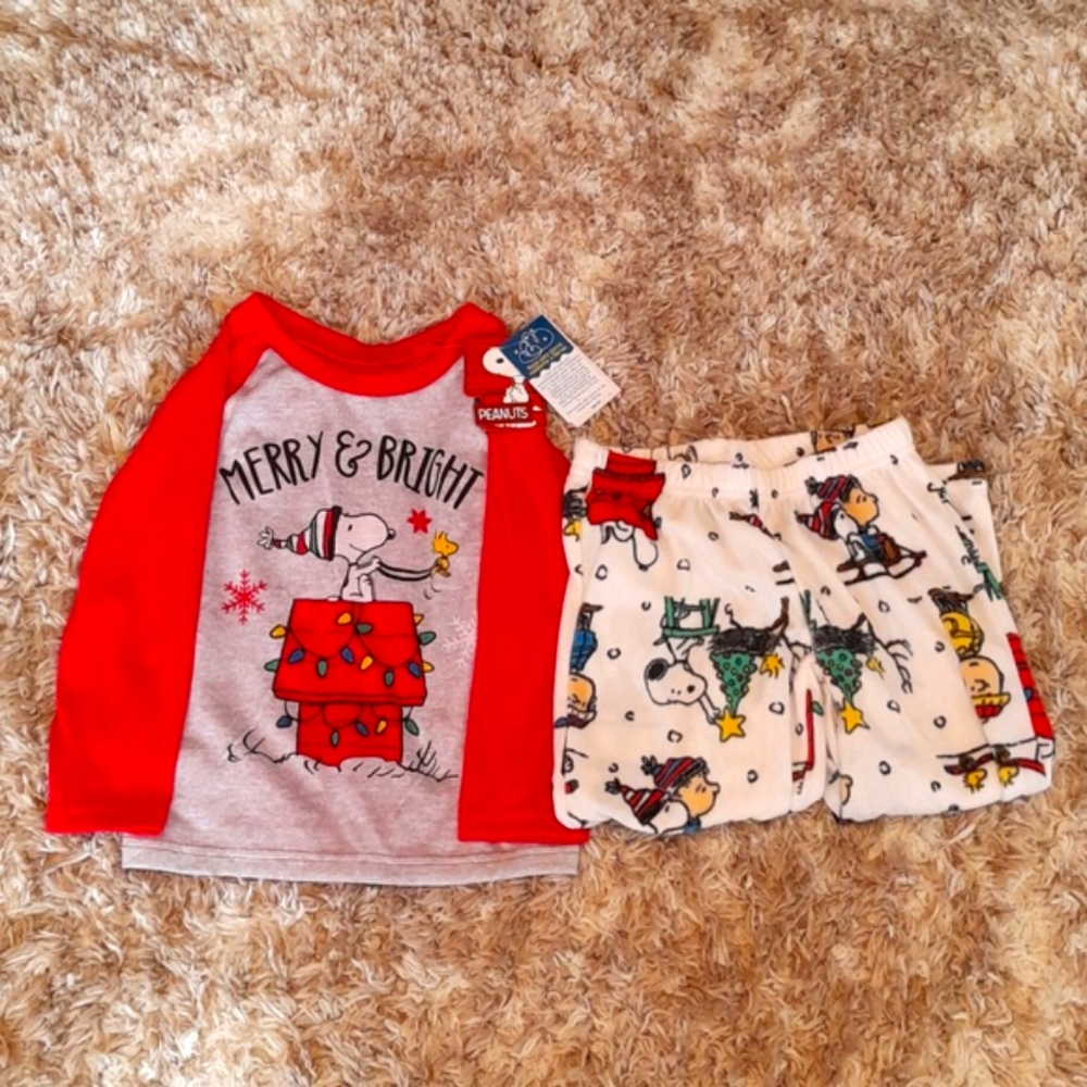 NEW PEANUTS 2pc sleep set size 4